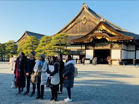 京都市認定通訳ガイドによる中国語のガイドツアーの試行実施について